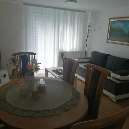 Vikendica Lep Pogled