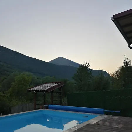 Vikendica Lep Pogled *