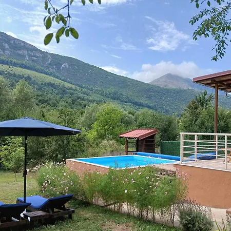 Vikendica Lep Pogled * Rtanj