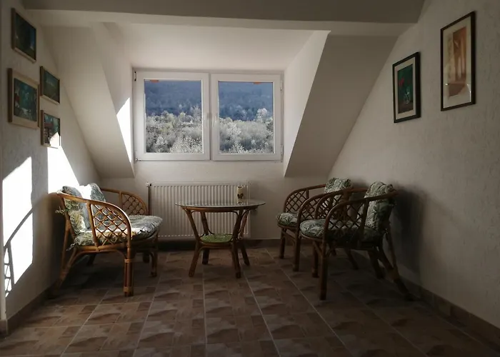 Vikendica Lep Pogled 別荘 ラターニ